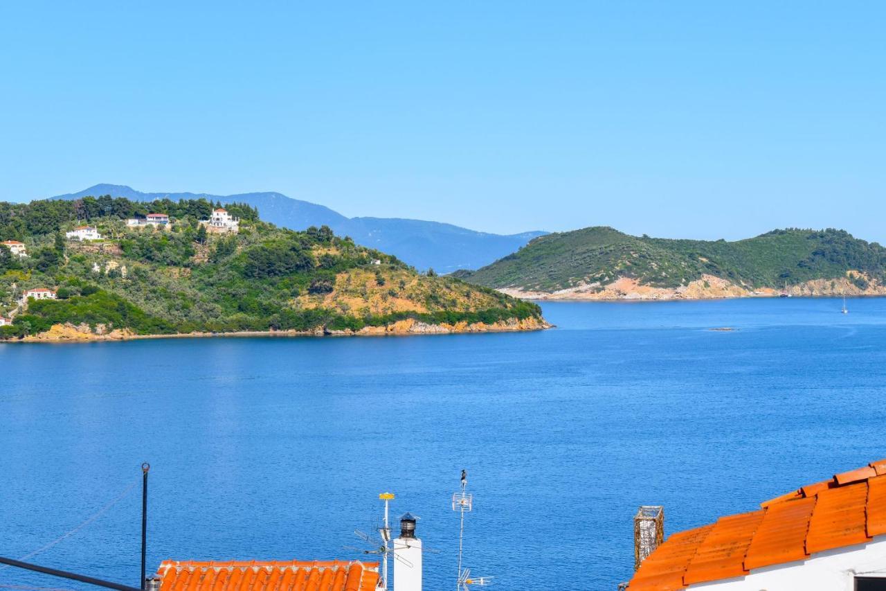 La Maison Plakes Rooftop Apt Skiathos by Eksteriør billede